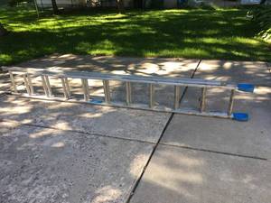 Aluminum Extension Ladder
