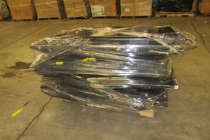 Full skid of SALVAGE bad screen Tvs AsIs