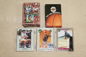 lot 54 image: Classic Draft Picks Cards - Favre
