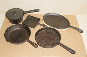 lot 136 image: Cast Iron Pans and Skillets