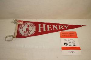 lot 176 image: Vintage Patrick Henry High School Items