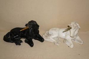 lot 167 image: 2 Unicorn Book Ends