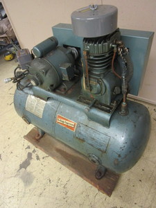 lot 206 image: KELLOGG-AMERICAN AIR COMPRESSOR