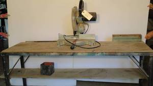 Delta 10 Compound Miter Saw On Table