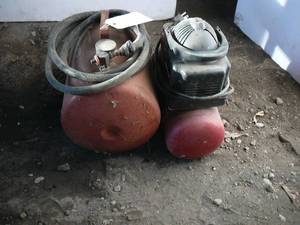Air Compressor & Air Tank