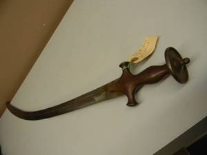ANTIQUE INDIA TULWAR SCIMITAR SABER  SWORD - APPROX 34 - AWESOME ORIGINAL PIECE - SEE PICTURES