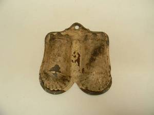 TIN VINTAGE MATCH HOLDER - VINTAGE MAN CAVE STYLE - SEE PICTURES