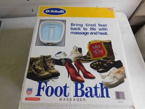 lot 30 image: Dr. Scholls Foot Bath Massager