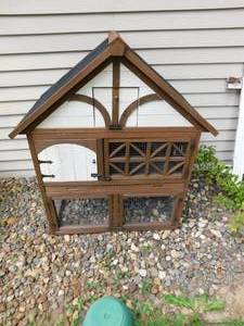 lot 73 image: Wooden Bunny House