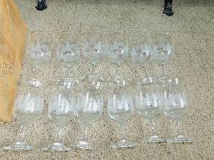 lot 93 image: 12 Fancy Glasses with Etched Winter Scene