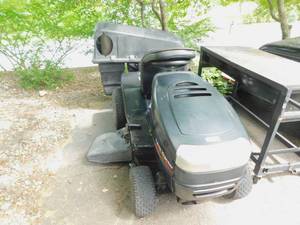 lot 96 image: MUR Perfor Lawn Tractor