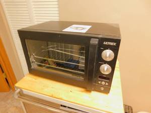 lot 103 image: Ultrex Convection Oven