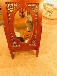 lot 120 image: Jewelry Box