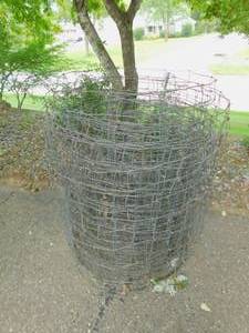 lot 185 image: Roll-Up Wire Fencing