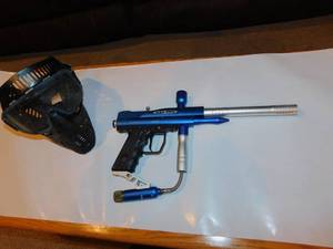 lot 149 image: Vexor Paintball GunHelmet