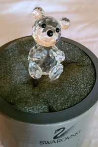 lot 49 image: Swarovski Crystal Bear And Orrefors Sweden Bowl
