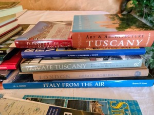 lot 73 image: Lot of Books