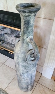 lot 76 image: Large Decorative Vase