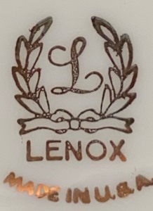 lot 15 image: Lenox Glassware Items