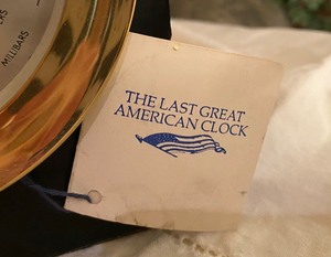 lot 27 image: Four piece Desk Decor Lot