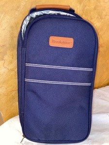 lot 17 image: Brookstone Traveling Wine Set