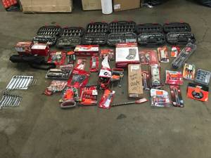 BIN FULL OF HUSKY TOOLS CUSTOMER RETURNS SEE PICS