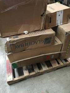 PALLET WITH GLACIER BAY PEGASUSDESIGN HOUSE BATHROOM CABINETS AND VANITY CUSTOMER RETURNS SEE PICS