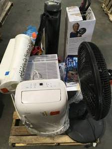 PALLET WITH ASSORTED HOUSEHOLD AIR CONDITIONER FANS AND DYSONSHARK VACUUMS CUSTOMER RETURNS SEE PICS