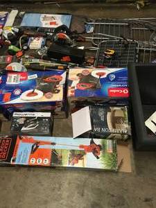 GAYLORD WITH MIX HOUSEHOLD ITEMS AND TOOLS CUSTOMER RETURNS SEE PICS