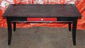 lot 9 image: Modern Black Coffee Table