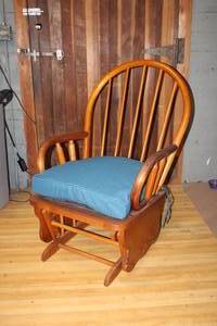 lot 31 image: Bentwood Rocking Chair
