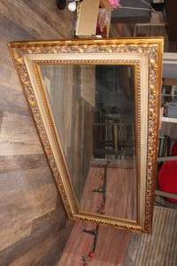 lot 49 image: Stately Large Gold Framed Mirror
