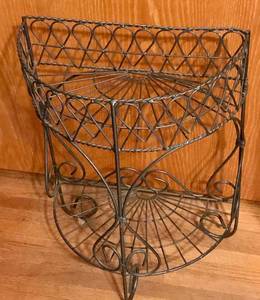 lot 54 image: Marvelous Metal Wall Stand