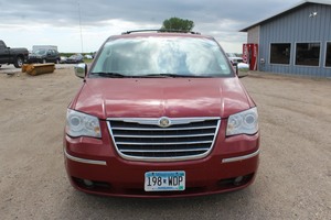 2010 Chrysler Town & Country Limited - 2 Owners