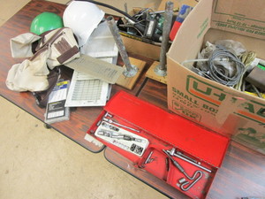 lot 350 image: SHOP SUPPLIES AND HARDWARE