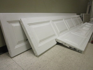 lot 300 image: GARAGE DOOR, 10, FEATURING INTELLICORE INSULATION