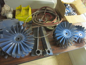 lot 392 image: JENNY DIVISION COMPRESSORWASHERGENERATOR COMPONENTS
