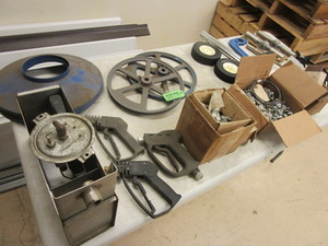 lot 393 image: JENNY DIVISION INDUSTRIAL COMPRESSOR, WASHER, GENERATOR PARTS