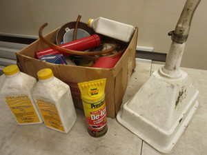 lot 443 image: SAMSON FLUID DRAIN FUNNEL, OTHER FUNNELS, INJECTION OIL, MORE