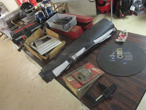 lot 446 image: ASSORTED AUTOMOTIVE & MOTORCYCLE ACCESSORIES, SHOP TOOLS, HEAT-ALL UNIVERSAL ENGINE HEATER