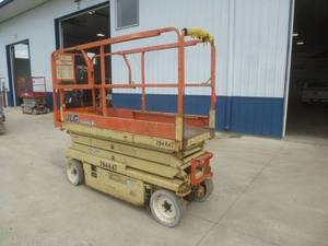 2001 JLG 2032 E2 Lift