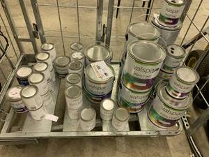 ASSORTMENT OF PAINT BASE