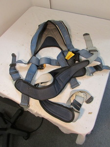lot 24 image: Sala Safety Harness