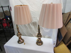 lot 27 image: Matching Table Lamps