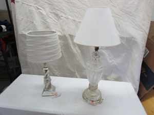 lot 28 image: Table Lamps