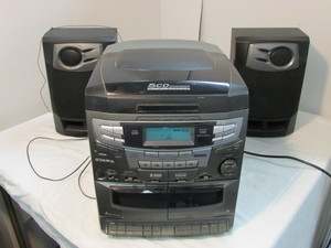 lot 66 image: Book Shelf Stereo