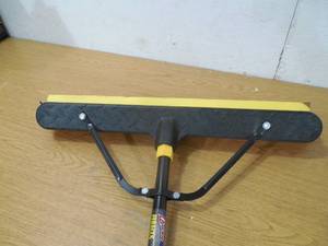 lot 49 image: Quickie 2-in-1 Squeegee Push Broom