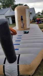 lot 9 image: Sports Challenge Inflatable