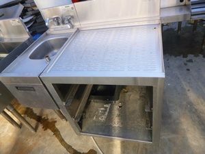 lot 10 image: Krown Hand Sink and Glass Rack Storage Unit