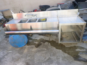 lot 12 image: Krown 3 Compartment Sink and Glass Rack Storage Bin